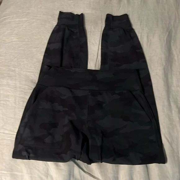 Lululemon Align Jogger 28" - Picture 8 of 10